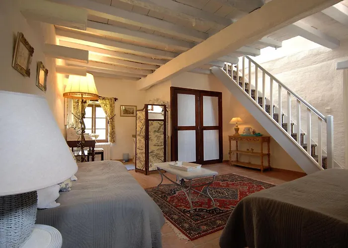 Nocleg ze śniadaniem Chateau Du Max 3*